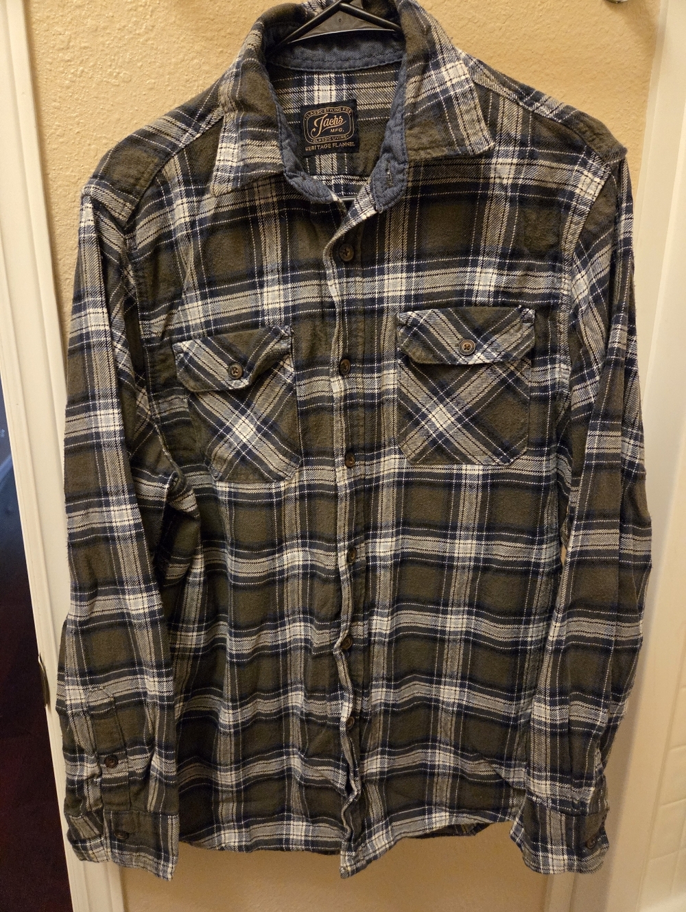 Jachs Men's Olive Plaid Button-Down Flannel Shirt